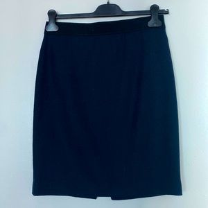 Elie Tahari pencil skirt